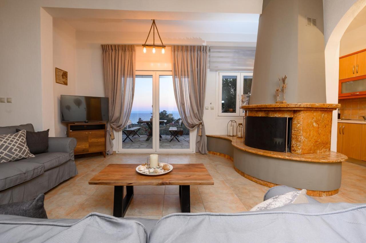 Kastri Treehouse Apartment นิกิติ ภายนอก รูปภาพ